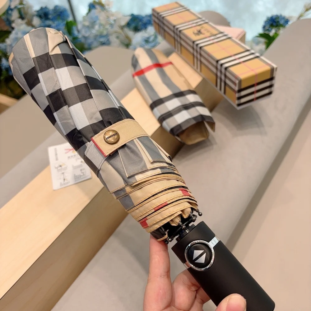 BURBERRY - Picture 3 of 6